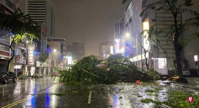 台风“海葵”影响粤东:汕头、潮州两市停课 部分列车停运