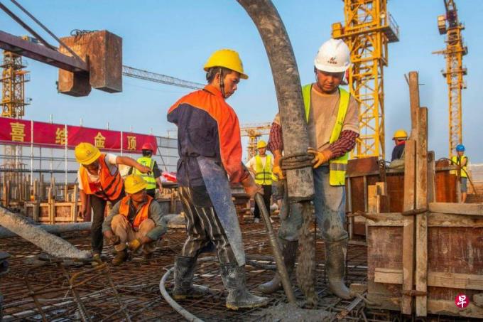 世行下调中国明年经济增长预测 东亚太平洋地区受影响增速放缓