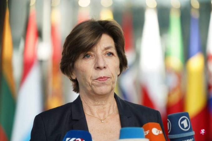 法国外长吁北京重新考虑在南中国海强硬行为