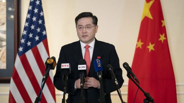 秦刚在美国华盛顿向中美媒体发表讲话的资料照片(新华社,28/7/2021)。