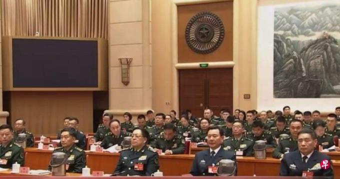 中国火箭军原政委徐忠波 亮相军队人大代表团成立会