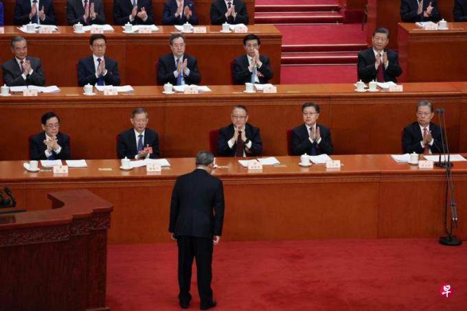 台学者:中共以党领政再强化 总理转为忠诚执行者