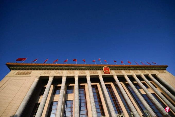 韩咏红:当两会不再需要表演