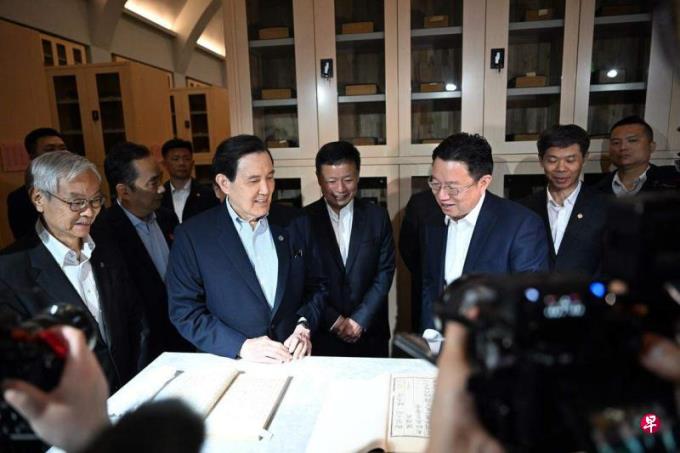 马英九:古籍证明钓鱼岛不属于琉球