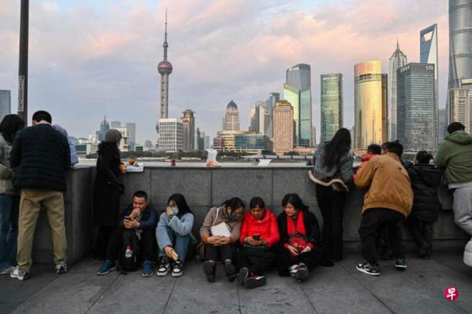 李强:中国经济中存在问题需下功夫解决