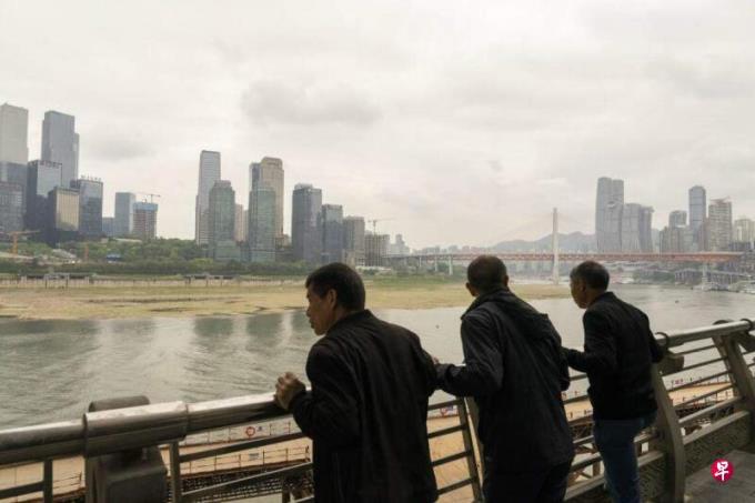 中国据报考虑让地方政府购入库存住宅 以缓解过剩压力