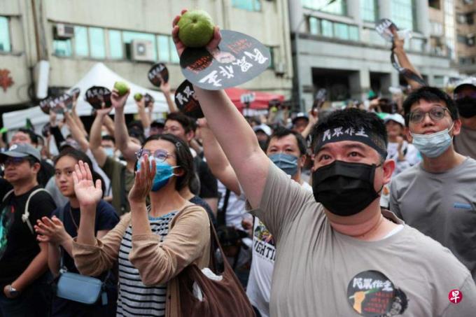 民众党号召民众上街 批民进党开八年“空头支票”