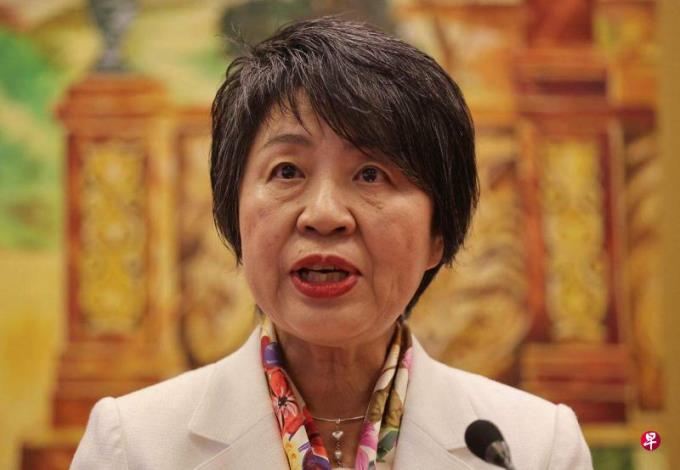 日媒:女外长或是岸田接班人
