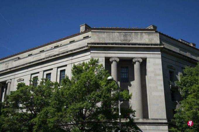 美指墨西哥贩毒集团与中国地下银行有关联组织串谋洗钱