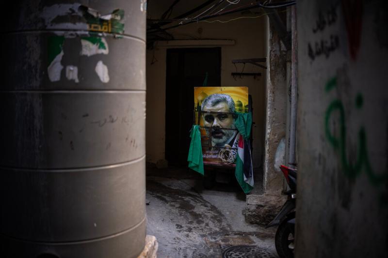 周三,哈尼耶的一张海报出现在黎巴嫩的巴勒斯坦飞地巴拉吉尼。