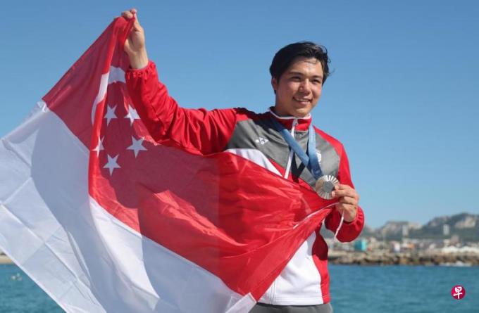 韩咏梅:墨士廉给59岁新加坡创造新希望