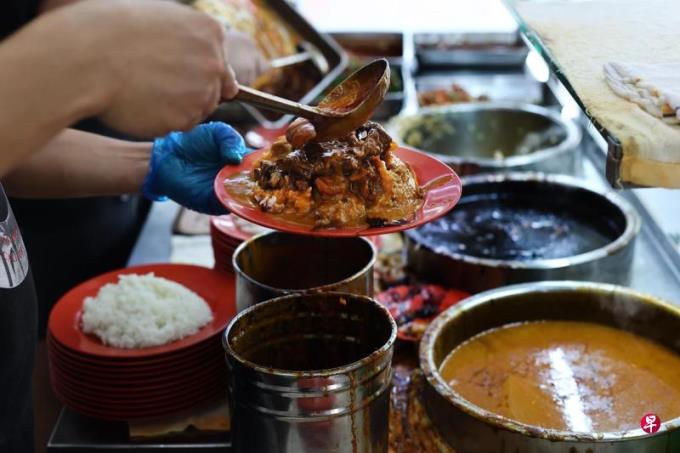 林任君:珍惜我们自己的海南咖喱饭