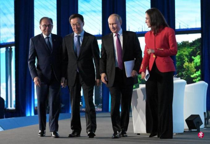 分析:安华访俄开拓合作 面对平衡外交挑战