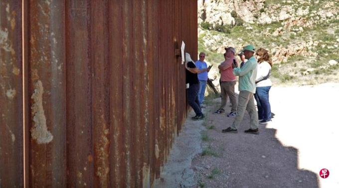 国际特稿:美墨边境成政治敏感带 两党争锋竖高墙阻隔移民揽选民