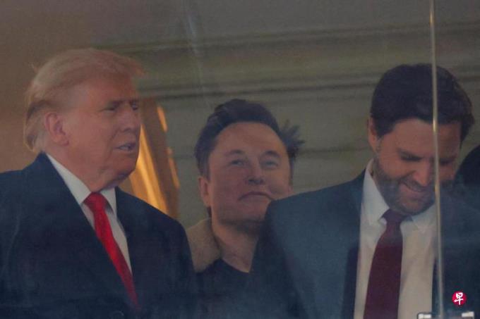 社论:“马斯克干政”引发金权关系争议