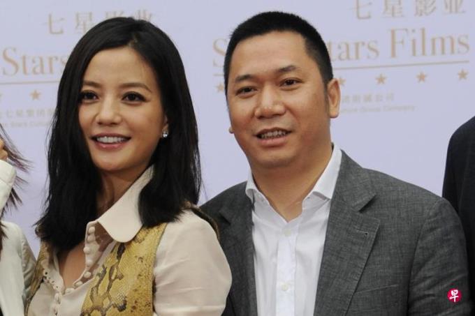 宣布与富商黄有龙离婚多年 赵薇割席:他的事与我无关