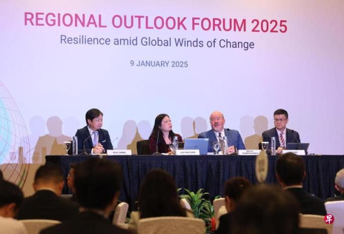 特朗普对中国高层释放善意 中美学者:两国关系前景更扑朔迷离