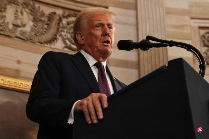 特朗普:对外国征税 夺回巴拿马运河