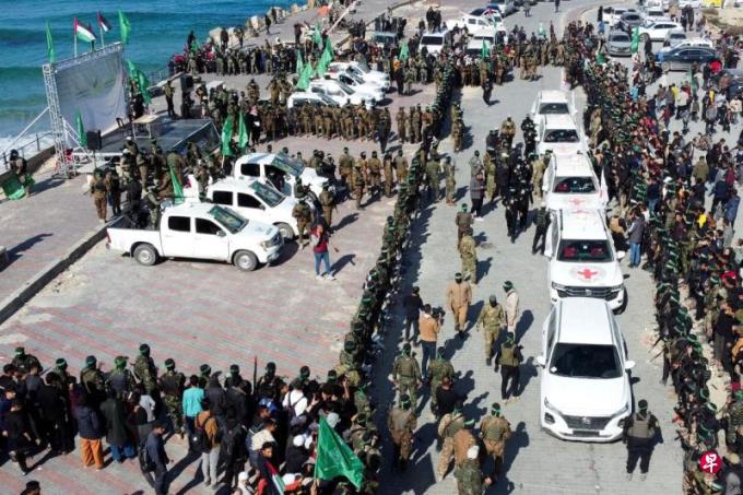 以哈第四次交换人质囚犯 三名以人质183巴囚犯获释