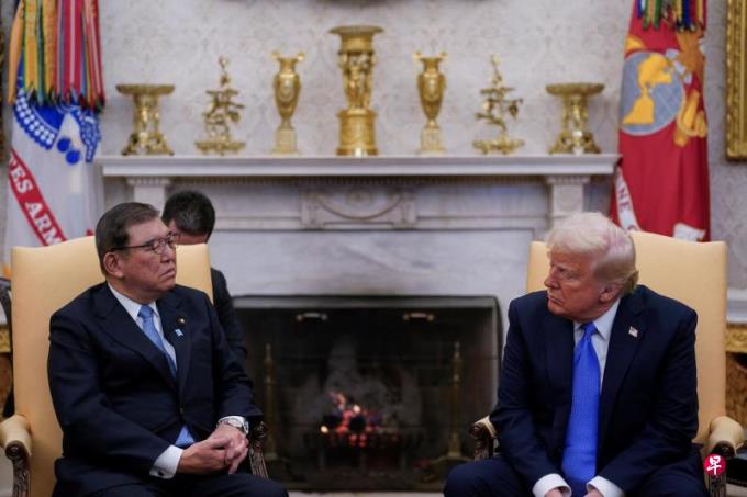 美日首脑会议 特朗普:望美国消除对日本贸易逆差