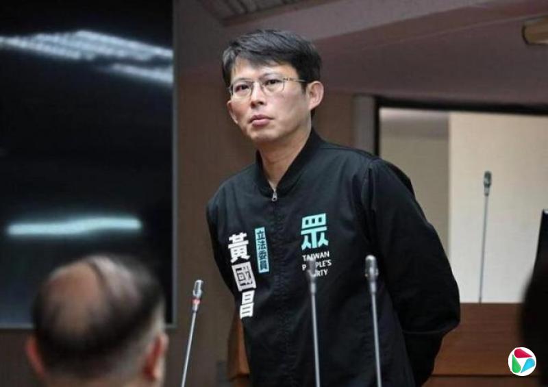 黄国昌高票当选台湾民众党主席 成为柯文哲接班人