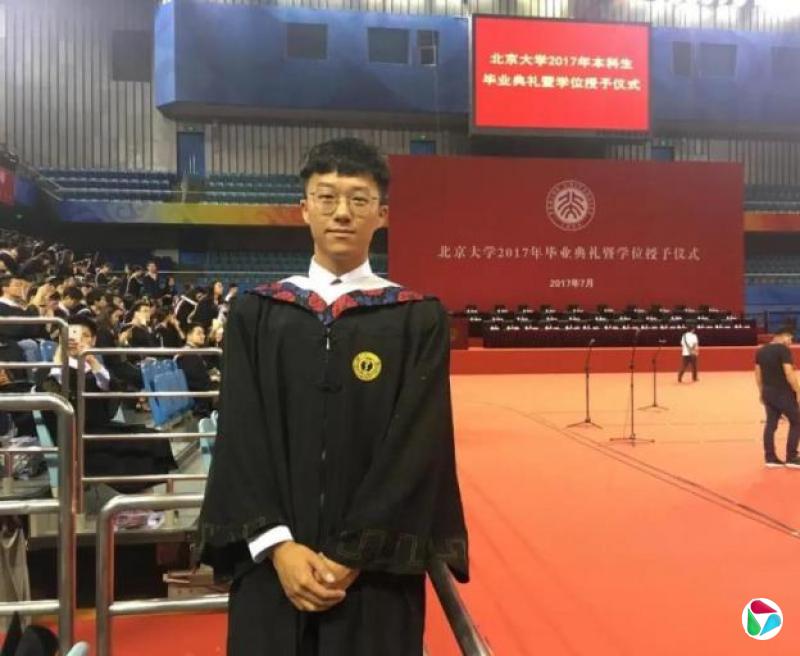 下午察:北大毕业生当正骨师成败类?