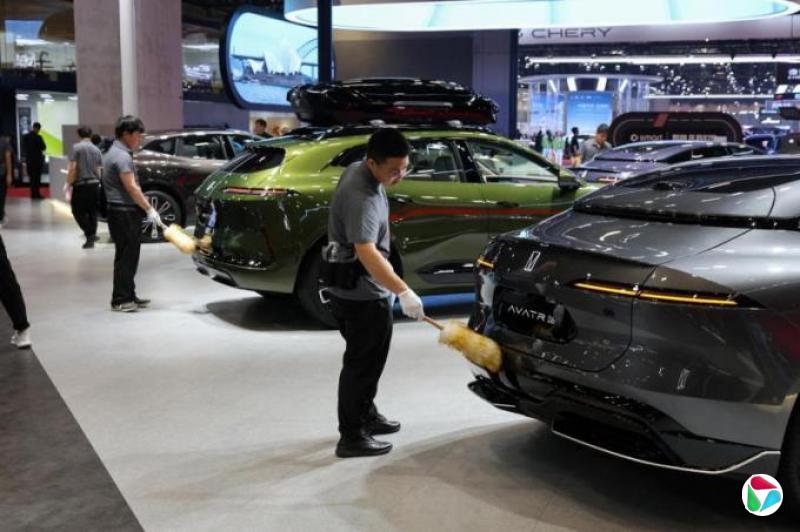 下午察:雷军未现身上海车展 车企大佬主动限流?