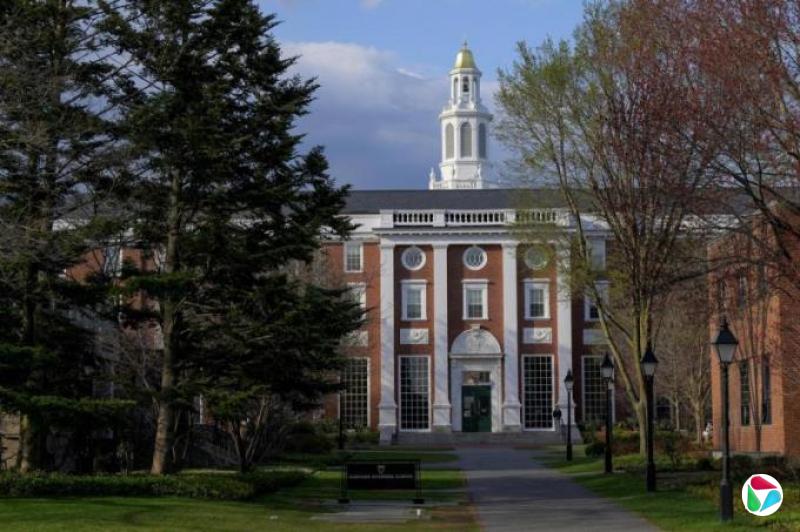 担心特朗普撤销免税地位 美慈善基金酝酿联手对抗