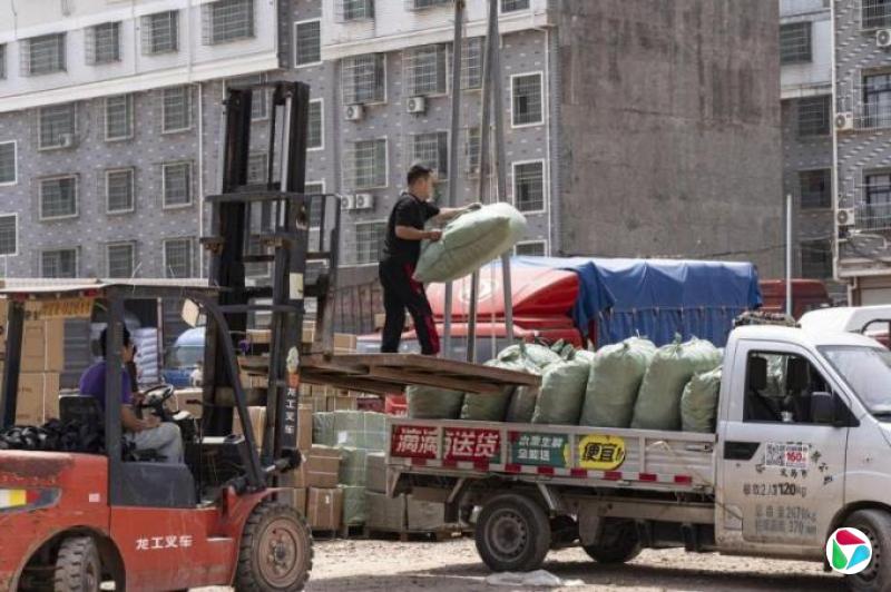 关税战暂停 中国赴美集装箱运输订单量飙升