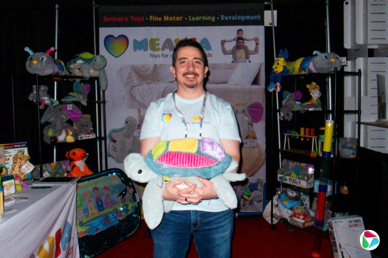 米维雅玩具公司的路易斯·普赖尔。现在,随着关税税率降至30%,普赖尔说,他计划重新开始生产一些最受欢迎的玩具,并尽快将它们运往美国。