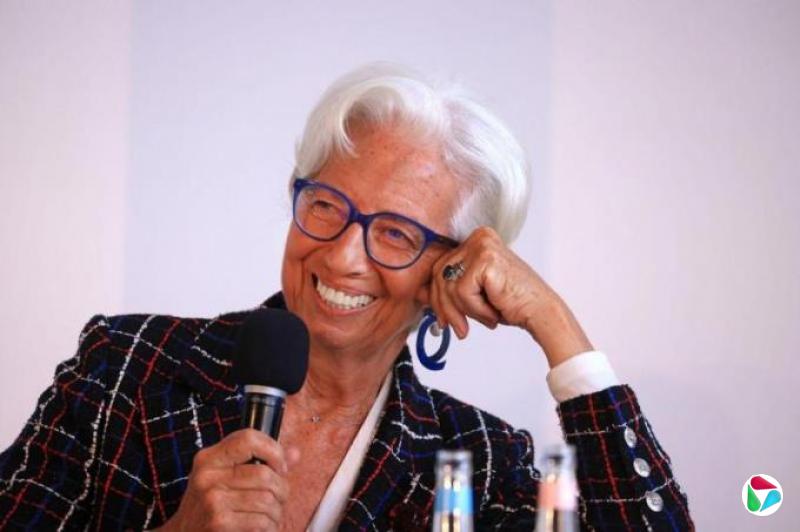 ӵ£չ˰Ҿ  ΪŷԪѷչ