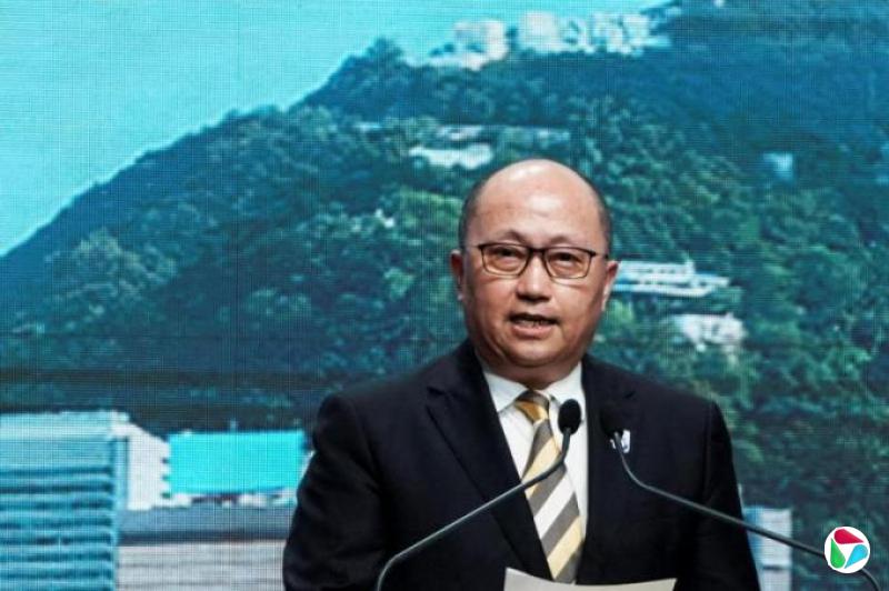 李家超称中联办主任更换很正常 英媒指与长和争议港口交易相关