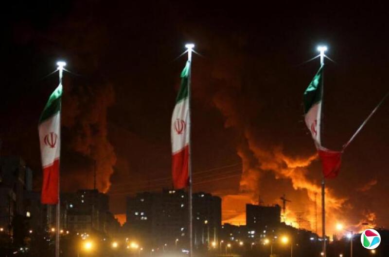 沈泽玮:中国网民看伊朗又菜又怂