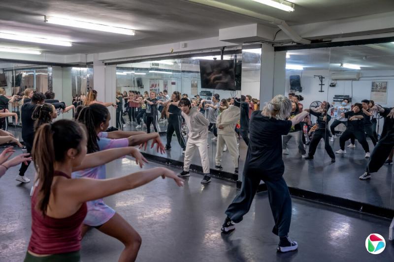 2021꣬׶÷ѶDanceworks Studioĺֿγ̡