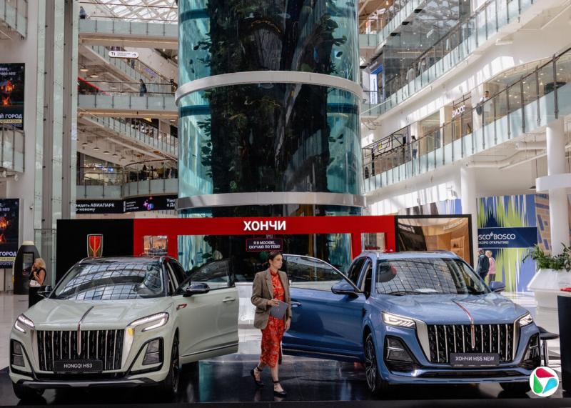 Ī˹һҹչʾййƷƵѳΪĪ˹ƽͷһ羰