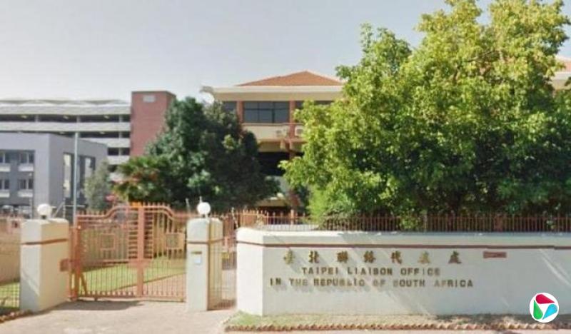 ϷǸ̨פ ̨⽻޾Ƭڷ