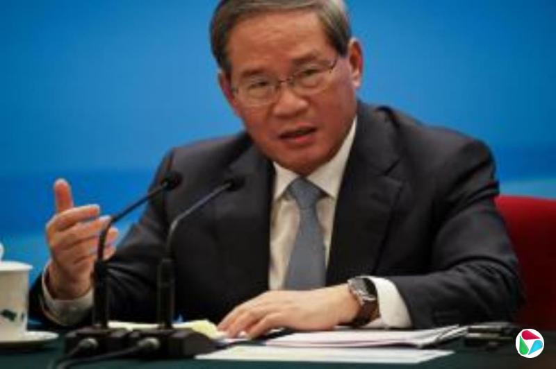 美财政部前官员称人民币对公平贸易而言“极度疲软”