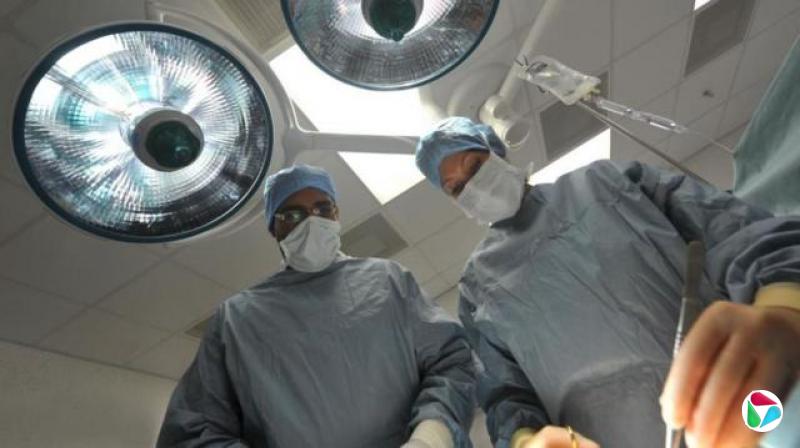 ׶ĳҽԺһλҽҲŮҽ