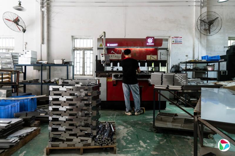 һСװĲþߡȥйó˳ӽ1Ԫ