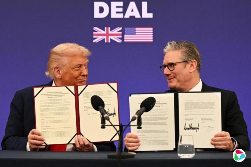 特朗普与斯塔默签署“开创性”技术合作协议