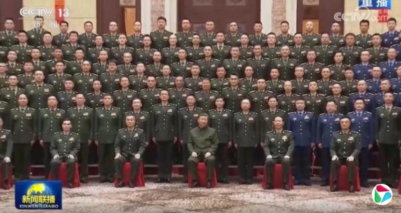 ½ί˾Ա˫˫ȱϯ ϰƽӼפĶнͬ