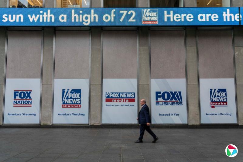 特朗普总统在周日播出的福克斯新闻采访中表示,媒体大亨鲁珀特·默多克及其子、福克斯公司首席执行官拉克兰·默多克可能成为TikTok交易的投资者之一。