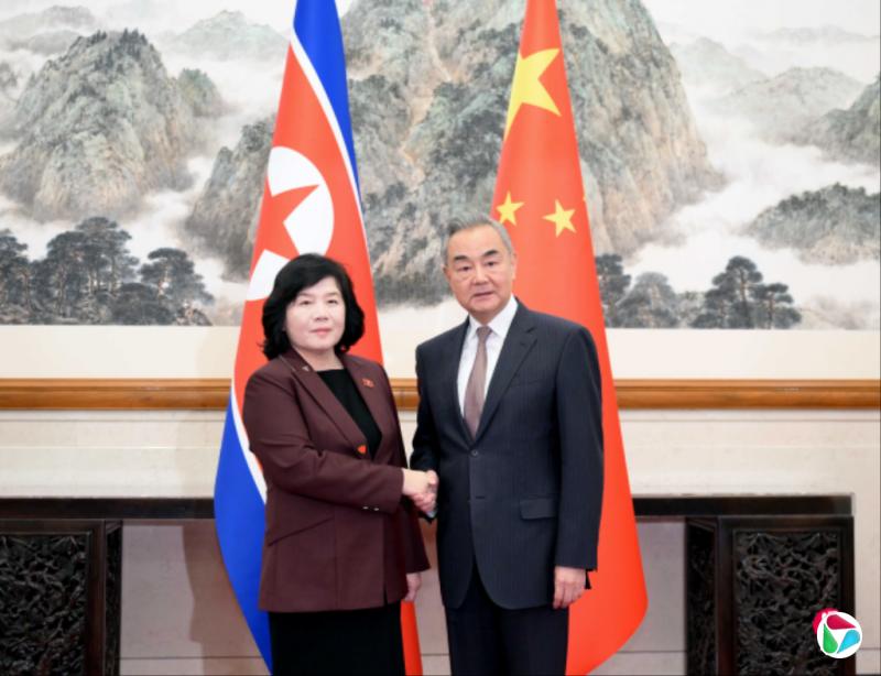 ⳤûΪй߲㸰ƽı·