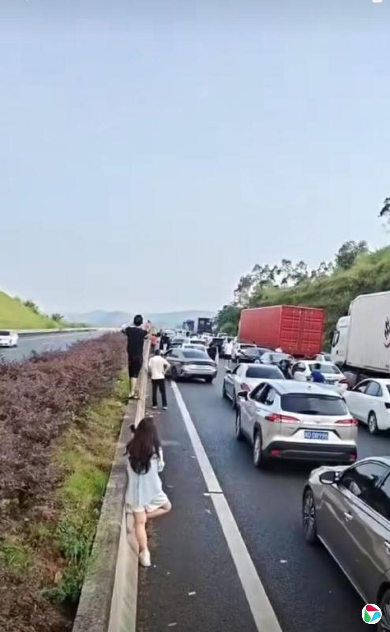 йڸӵ ڳ15Сʱδ㶫