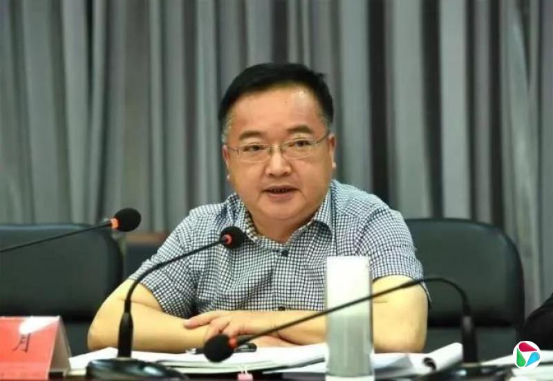 当过市委组织部部长,李明月严重违反党的政治纪律、组织纪律、廉洁纪律、工作纪律和生活纪律