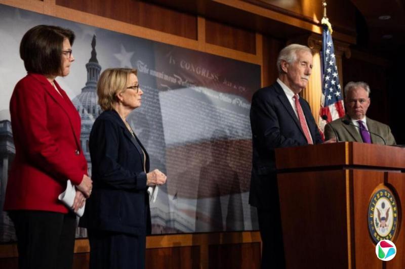 美国参议院60票通过 推进结束政府停摆法案