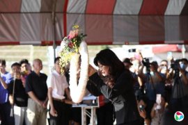 <b>֣ġҲ֡ 񵳣ʿ</b>