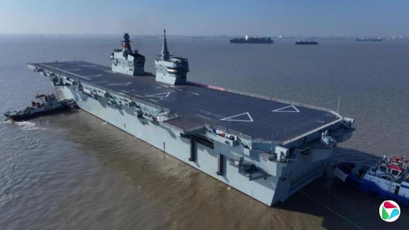 下水11个月后 中国四川舰首次海试