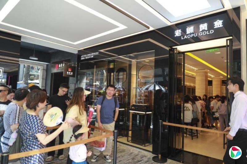 中国本土奢侈品牌迅速崛起 冲击LVMH等国际巨头