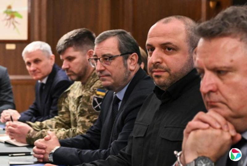 �ڿ����߼�̸�д��������ʲ�³�����������ƶ���ƽ̸��